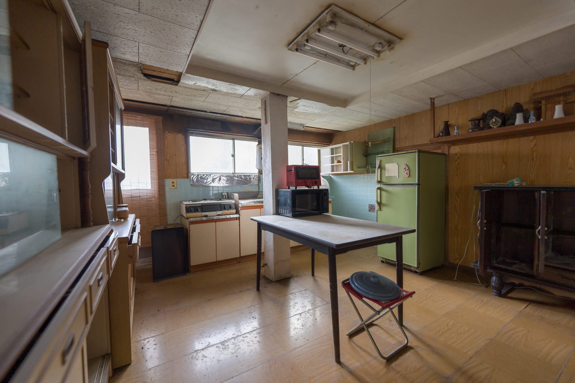 After cleaning - clean room